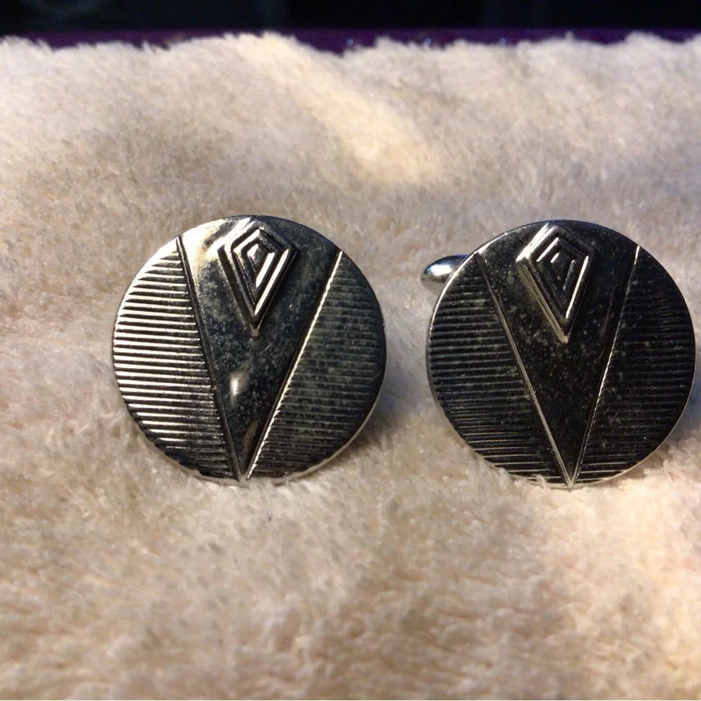 SWANK Silver-Tone Textured Round Cufflinks